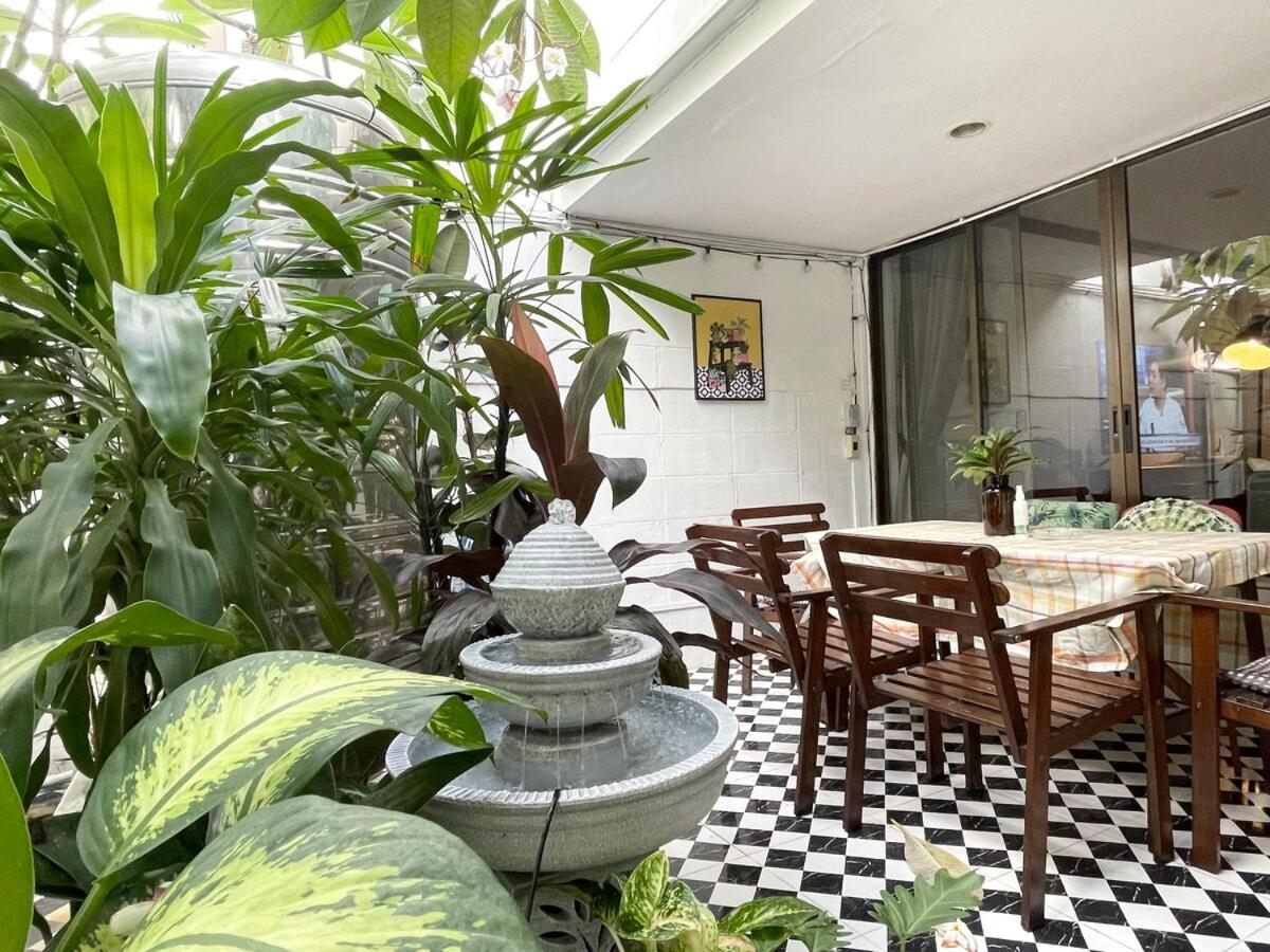 Pannarai's House *